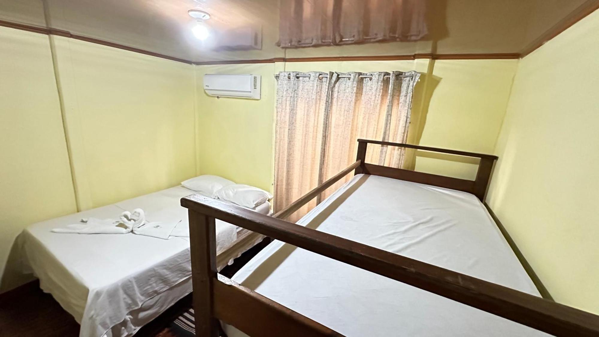 The Corner House Apartment Tortuguero Luaran gambar