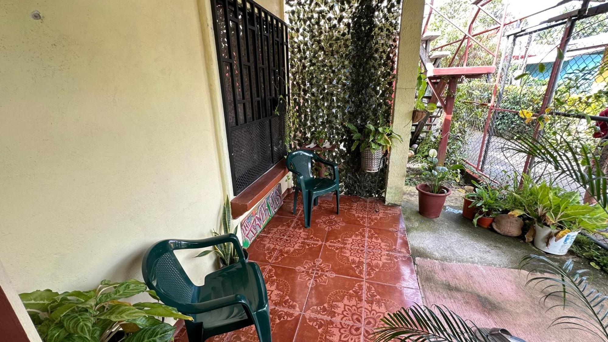The Corner House Apartment Tortuguero Luaran gambar
