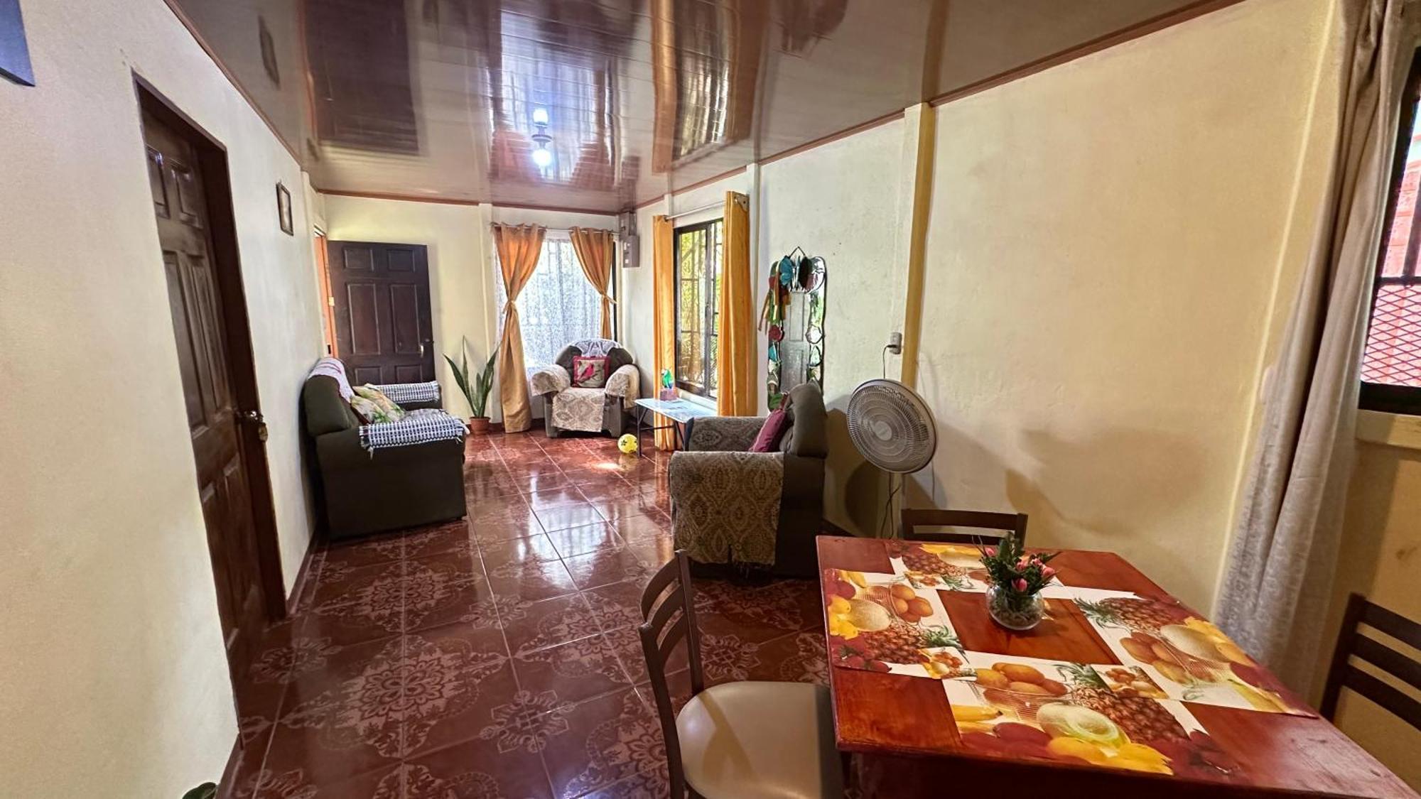 The Corner House Apartment Tortuguero Luaran gambar